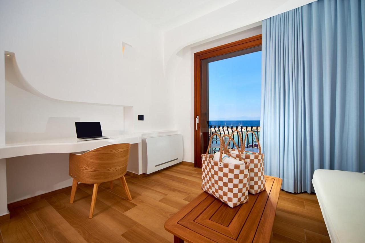 Approdo Resort Thalasso Spa Castellabate Exteriör bild